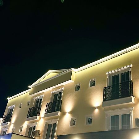 Hotel Europa Prishtina プリシュティナ エクステリア 写真