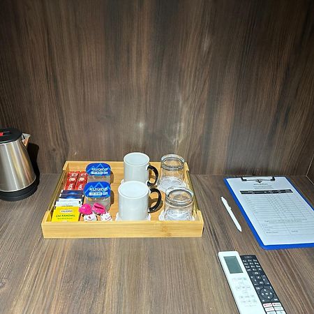 Hotel Europa Prishtina プリシュティナ エクステリア 写真