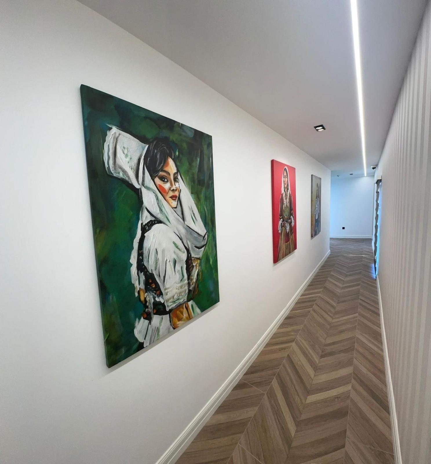 Hotel Europa Prishtina プリシュティナ エクステリア 写真