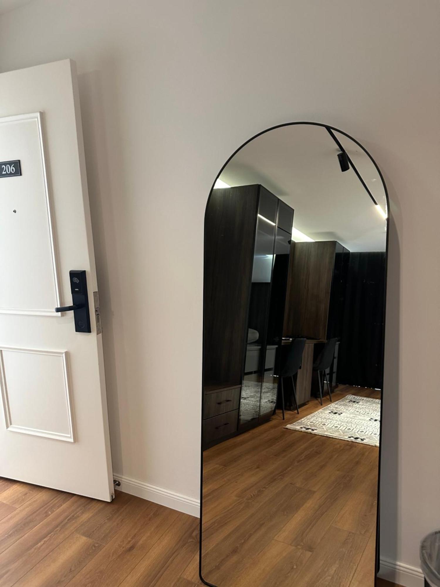 Hotel Europa Prishtina プリシュティナ エクステリア 写真